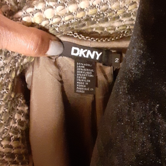 Coat - Picture 3 of 4